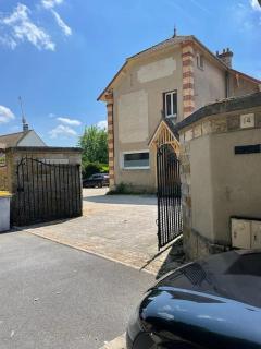 Suite d'amour et détente jacuzzi, sauna et massage - Chartrettes - 1