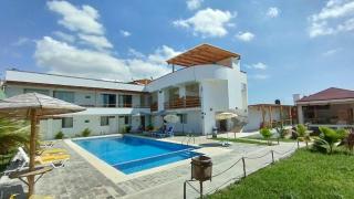 Prim Hotel Vichayito - 9