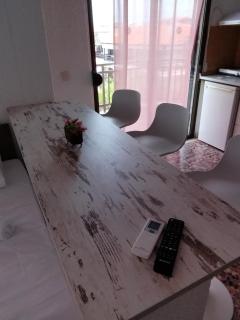 PELEKAN rooms and apartments Athina 33 - Pefkochori - 2