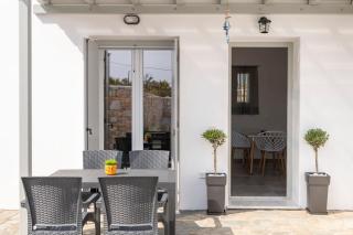 Parikia's Sunlight 2bedroom House - Krotiri - 7