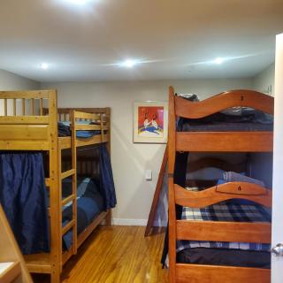 The Calgary Hub hostel style Home - Calgary - 5