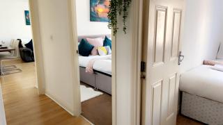 Free Allocated Parking-Mayfair Court - 3