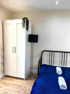 Beautiful One Bedroom flat in central location - Londra - 7