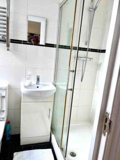 Beautiful One Bedroom flat in central location - Londra - 6