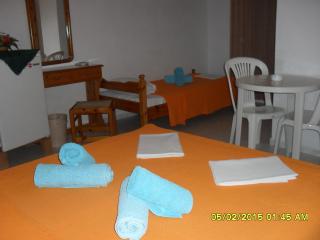 Capella Skiathos, Town - 9