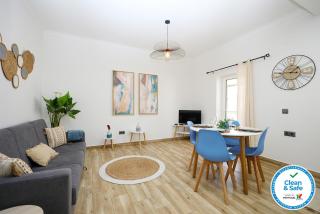 A42 - Trindade Apartment in Lagos - 0