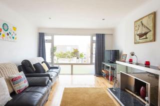 Hibiscus house - Crantock - 8