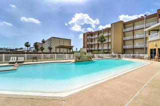 South Padre Island Vacation Rental with Pool Access! - South Padre Island - 8