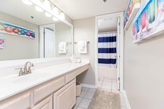 Phoenix VI 6506 condo - 3