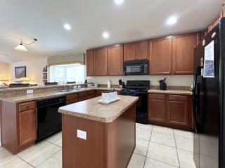 Cozy 4 Bed 3 Bath Private Pool Home with Game Room home - 5
