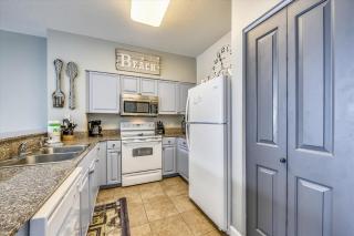 Shores of Panama 1704 - 2 Bedroom Bunk Room Sleeps 8, Updated! Res, Parking condo - Panama City Beach - 8