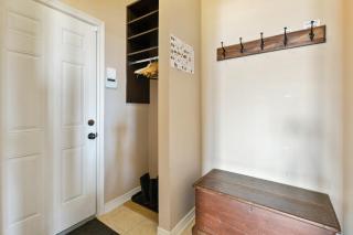 Luxury Chalet-Walk to Beach/Village w Mtn View - 4