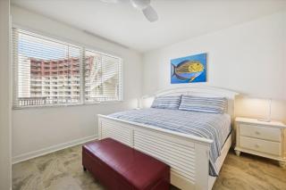 Shores of Panama 1717 - 1 Bedroom Bunk room Sleeps 6, Gulf-Front with Oversized Balcony! condo - Panama City Beach - 6