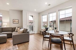 Red Rock Adventures townhouse - Washington - 1