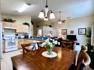 3 Bed Pool Home With Video Arcade Games home - Davenport - 2