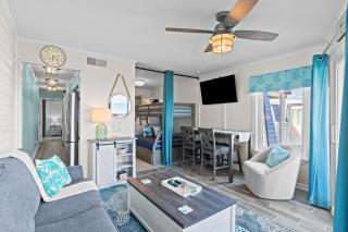 Turtle Cove Retreat - Atlantic Beach - 1