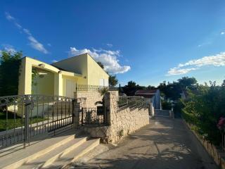 VILLA M&M - sea and beach within 35 steps - Zaboric - 6