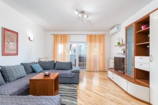 Apartments Lora - Pula - 0