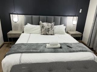 Empire Guesthouse - Leribe - 5