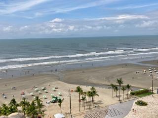 Apto frente mar na melhor localização de Praia Grande - 8
