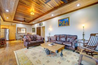 North Carolina Vacation Rental with Hot Tub - 5