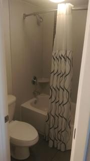 Clarion Inn & Suites Across From Universal Orlando Resort - 8