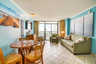 Indoor and Outdoor Pools Myrtle Beach Resort Condo - Myrtle Beach - 7