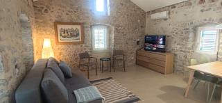 Skalina House - Tivat - 4