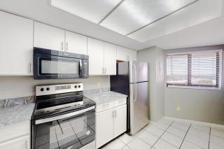Edgewater Beach Resort 1301 - Destin - 1