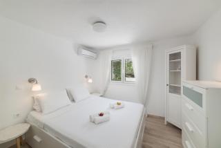 Cozy Cottage - Istron - 8