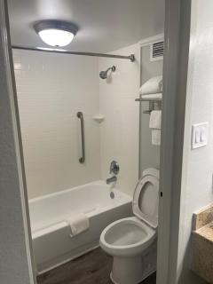 Quality Inn & Suites - Georgetown - 8