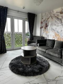 Two bed apartment with balcony Slough,Windsor,Legoland - 7