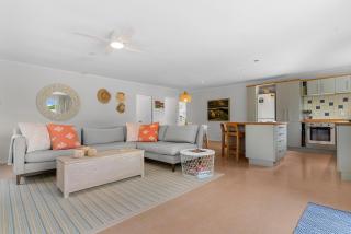 Sunset Seeker - Mangawhai Heads Holiday Home - Mangawhai - 5