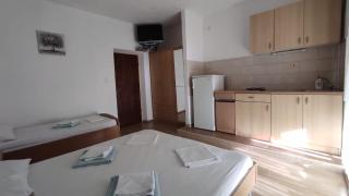 Apartments with WiFi Duce, Omis - 21055 - Omiš - 1