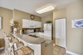 Shores of Panama 1804 - 2 Bedroom Bunkroom Sleeps 8, Updated! Free Fun, condo - Panama City Beach - 2