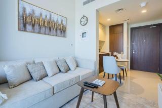 AXINITE - Brand New! Warm Cozy 1 Bed HIGH FLOOR Downtown Dubai CANAL VIEW - 4