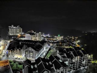 Emerald Avenue Cozy 3R3B Apartment 716 - Brinchang - 1