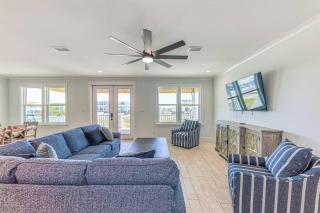 The Beach Fox- Sleeps 26- Walk to the Beach! - 8