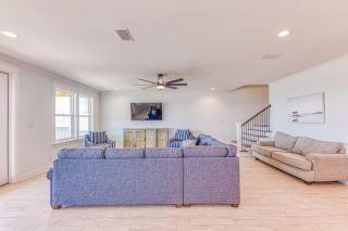 The Beach Fox- Sleeps 26- Walk to the Beach! - 2