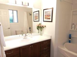 Tranquil Retreat Spacious 2-Bedroom on a Serene Acreage - Kelowna - 7