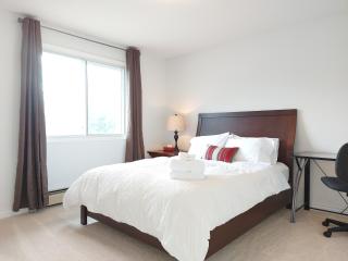 Tranquil Retreat Spacious 2-Bedroom on a Serene Acreage - Kelowna - 9