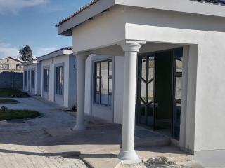 Shoeshoe Villa - Maseru - 0