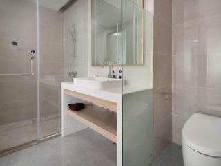 Kyriad Hotel Guigang Wuyue Plaza Railway Station - 6