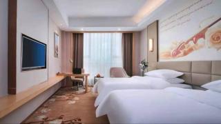 Vienna International Hotel Nanchang Qingshan Lake Wanda Plaza - 2