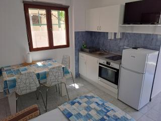 Apartments Ganic - Tribunj - 4