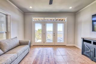 The Salty Fox, pool, sleeps 26, walk to beach - 2