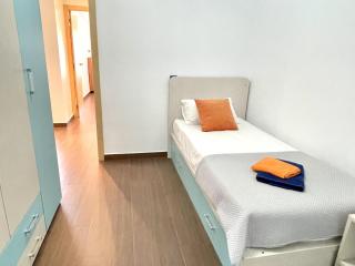 APARTBEACH EUROPEOS JUNTO PLAYA CLIMATIZADO CON GRAN TERRAZA y MUY LUMINOSO - 6