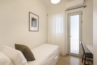 Versi2- Stylish 1BR pays homage to timeless charm - Atene - 2