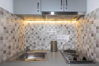 Fully Renovated Cosy Studio Downtown Exarcheia! - Atene - 1