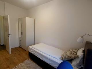 Nice 2 bedroom apartment near city center - Rijeka - 7